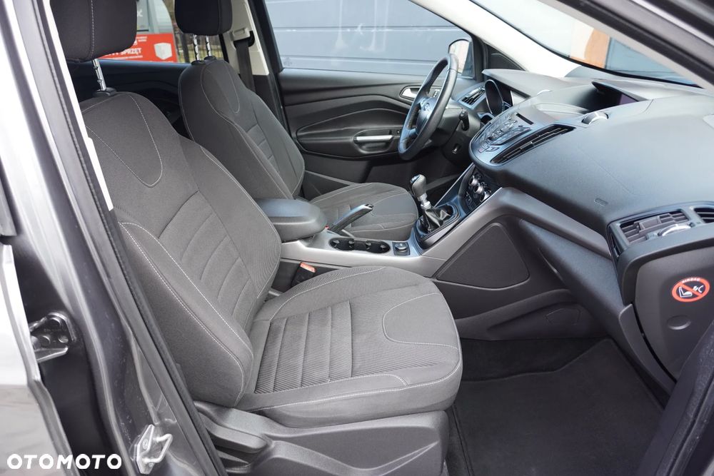 Ford Kuga 2.0 TDCi 4x4 Titanium - 19