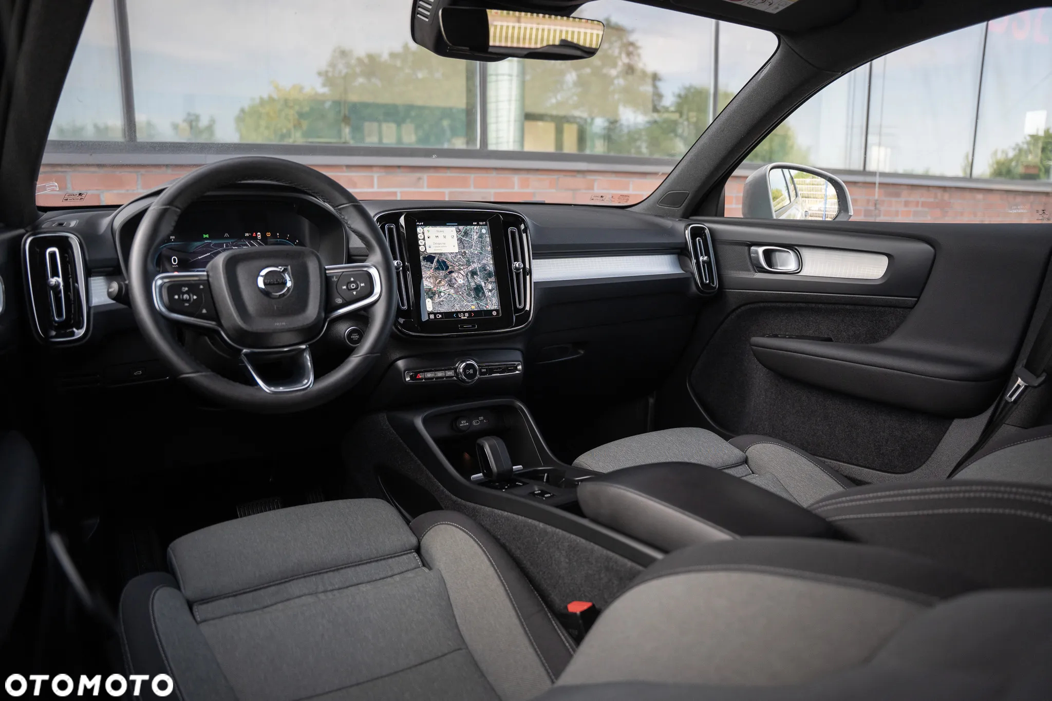 Volvo XC 40 B3 Plus Bright - 26