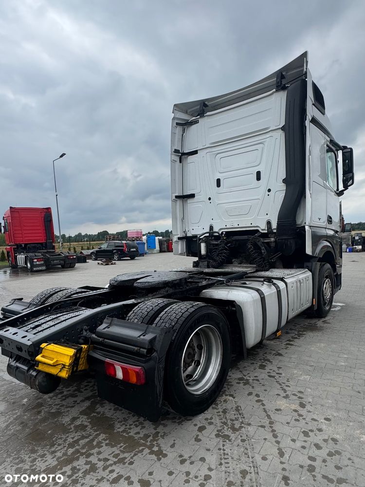 Mercedes-Benz Ciągnik samochodowy Actros - 6