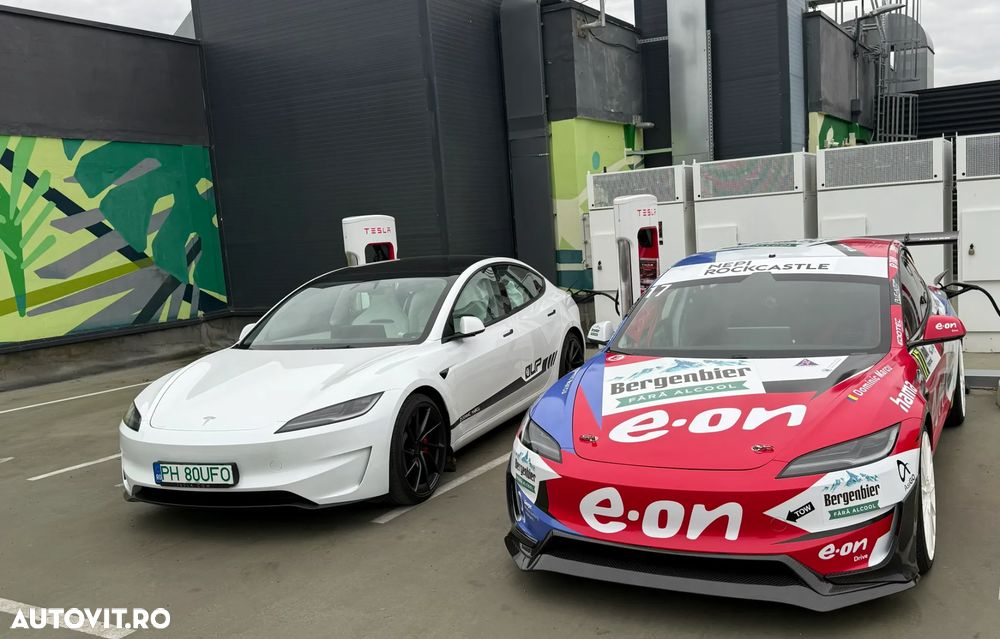 Tesla Model 3 Performance - 4