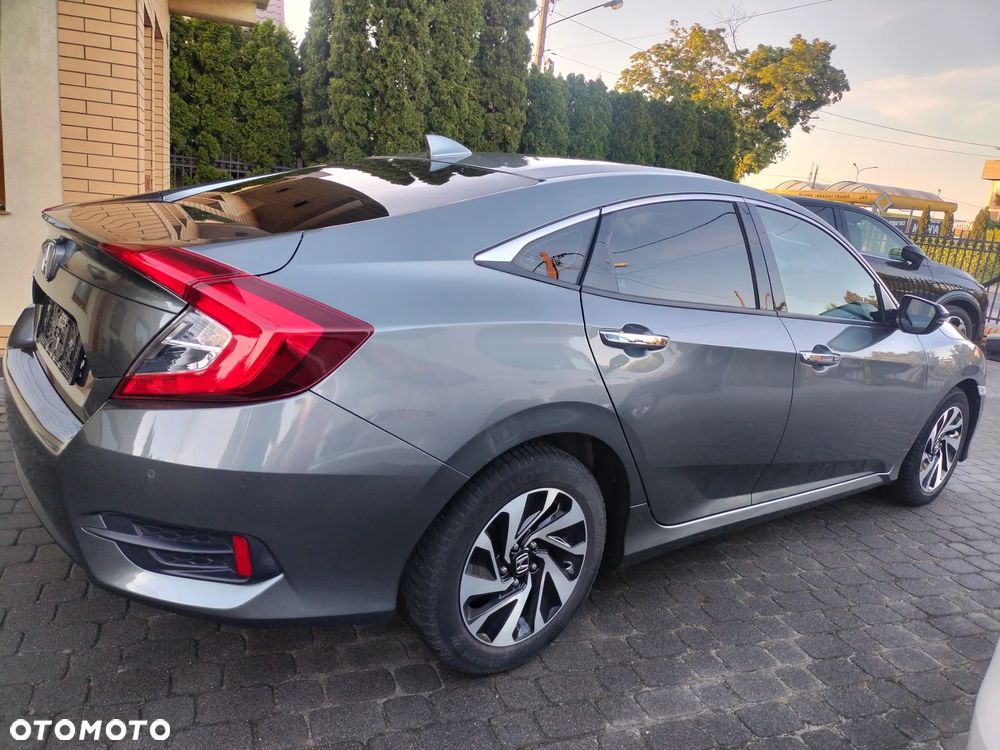 Honda Civic 1.6 i-DTEC Executive - 4