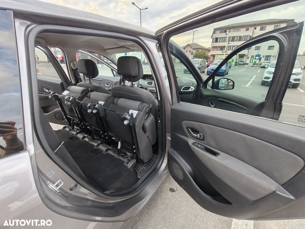 Renault Grand Scenic 1.6 dCi Stop&Start Energy Privilege - 20