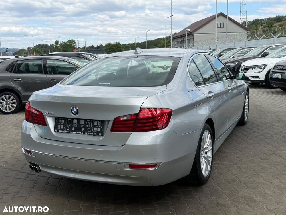 BMW Seria 5 525d xDrive AT - 5