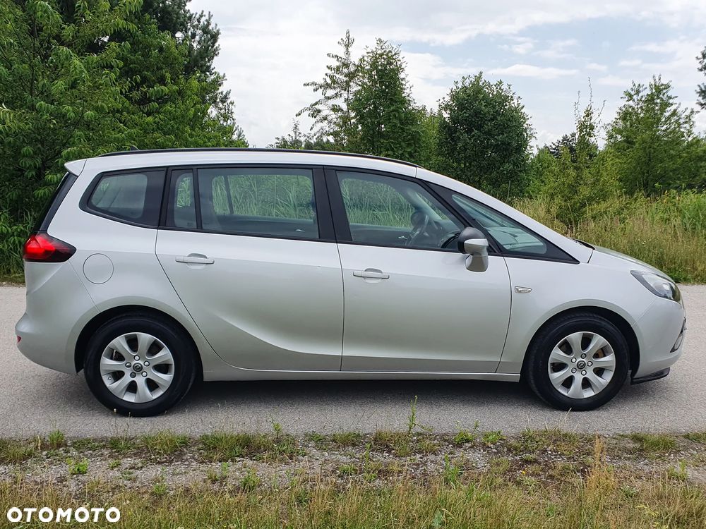 Opel Zafira - 13
