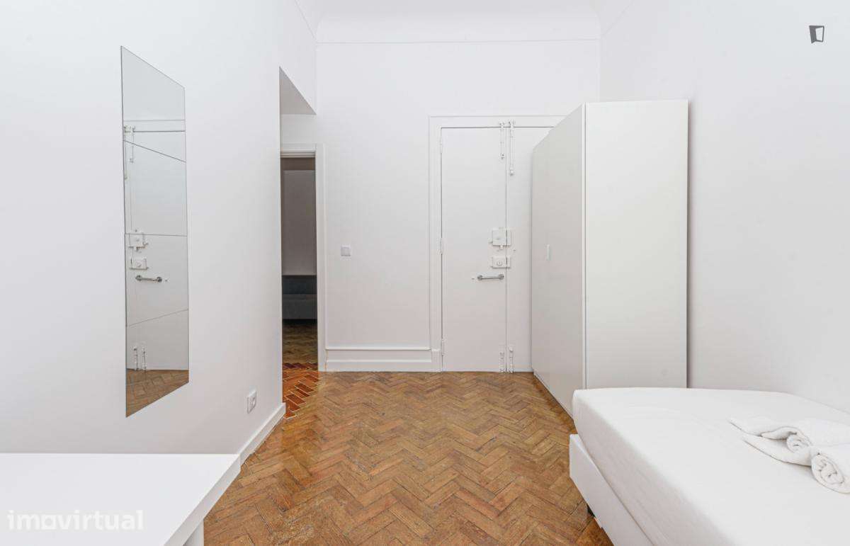 Quarto - localizado em Lapa Lisbon - Grande imagem: 3/17