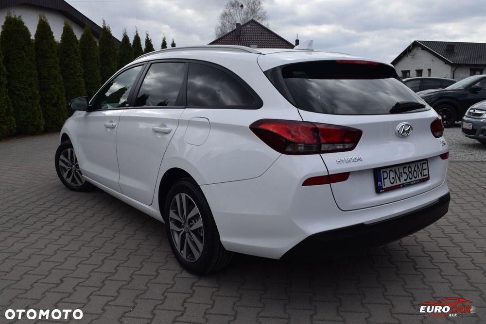 Hyundai i30 1.4 YES - 5