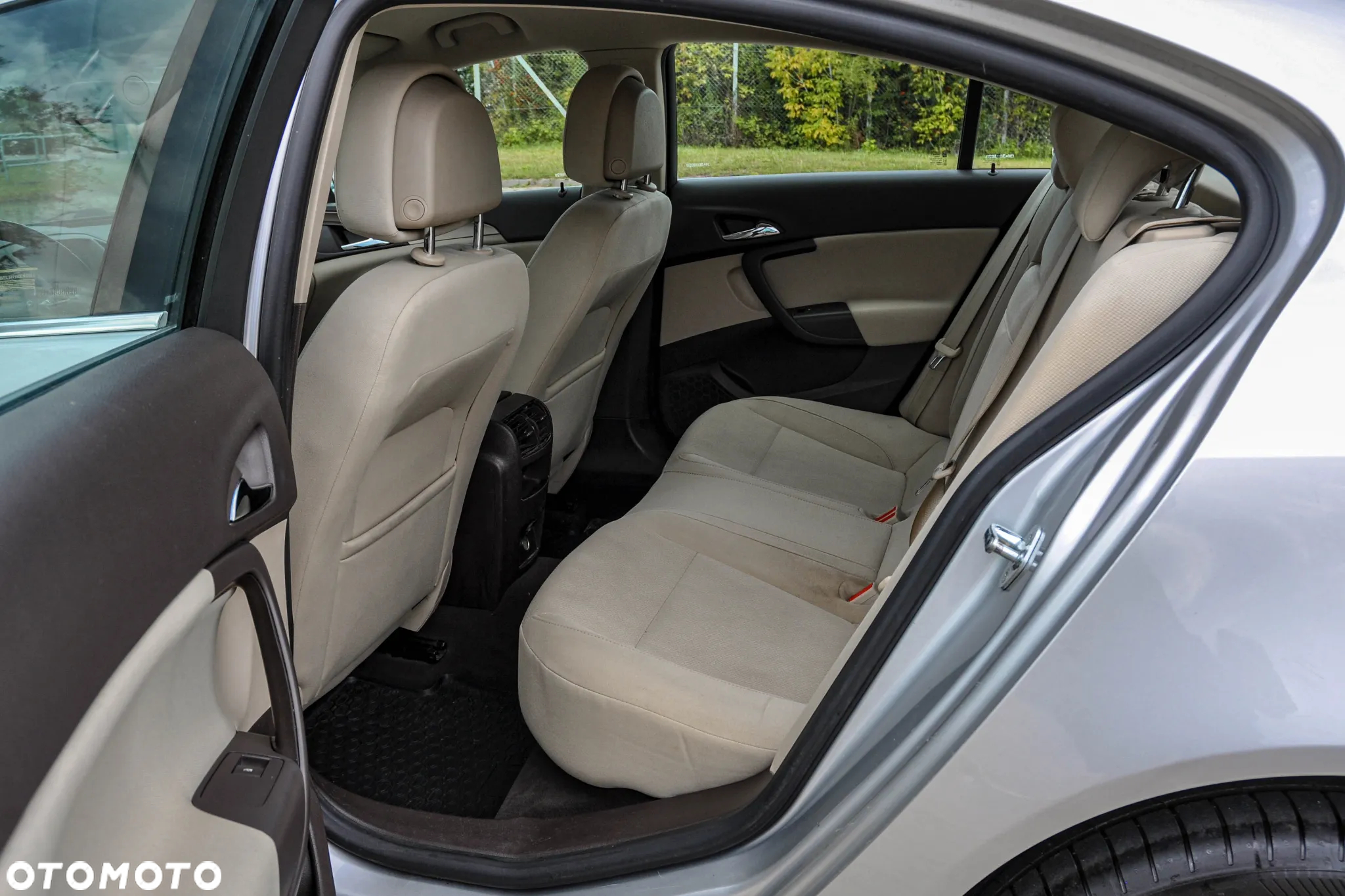Opel Insignia - 8