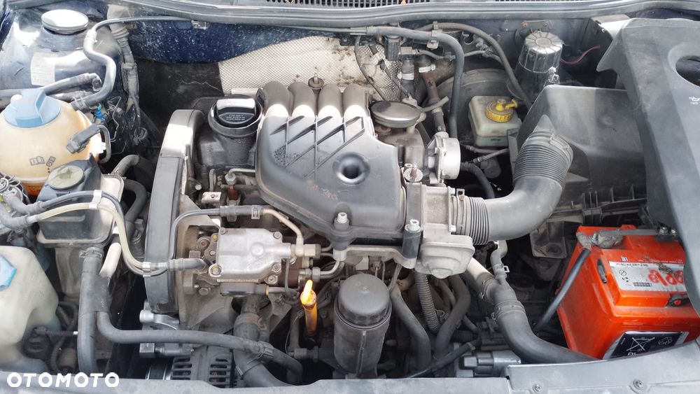 tylko części VW GOLF IV 1.9 SDI 68KM 50kW AGP HB 3D lakier LB5N 97r-06r - 10