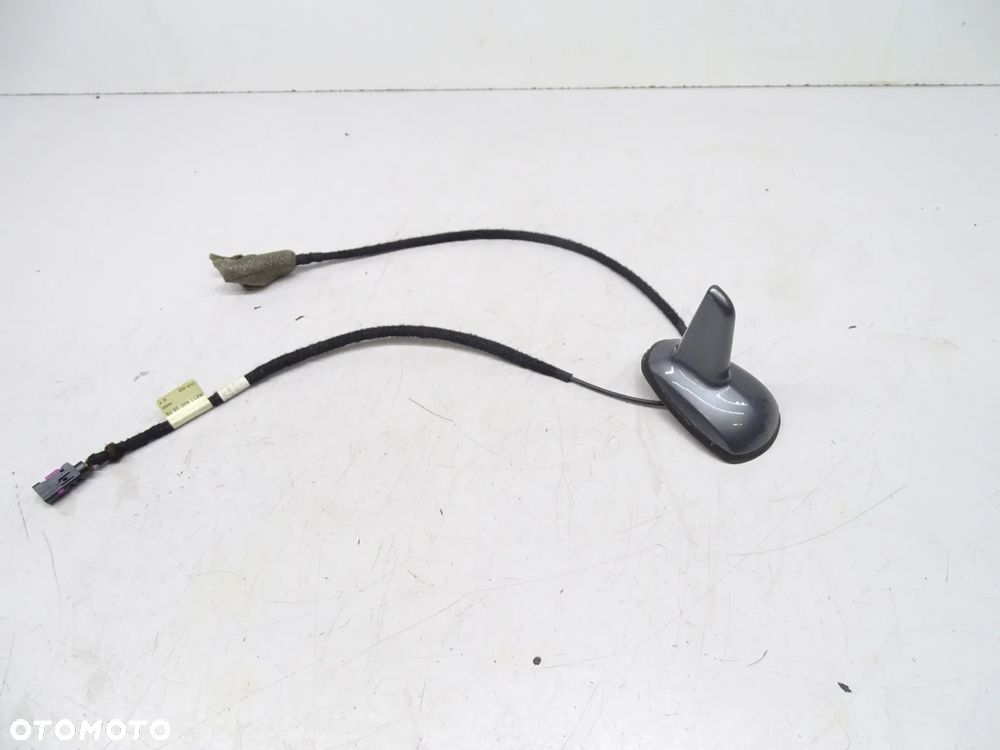 Mercedes W211 W219 Antena Pletwa C368 2118205575 - 1