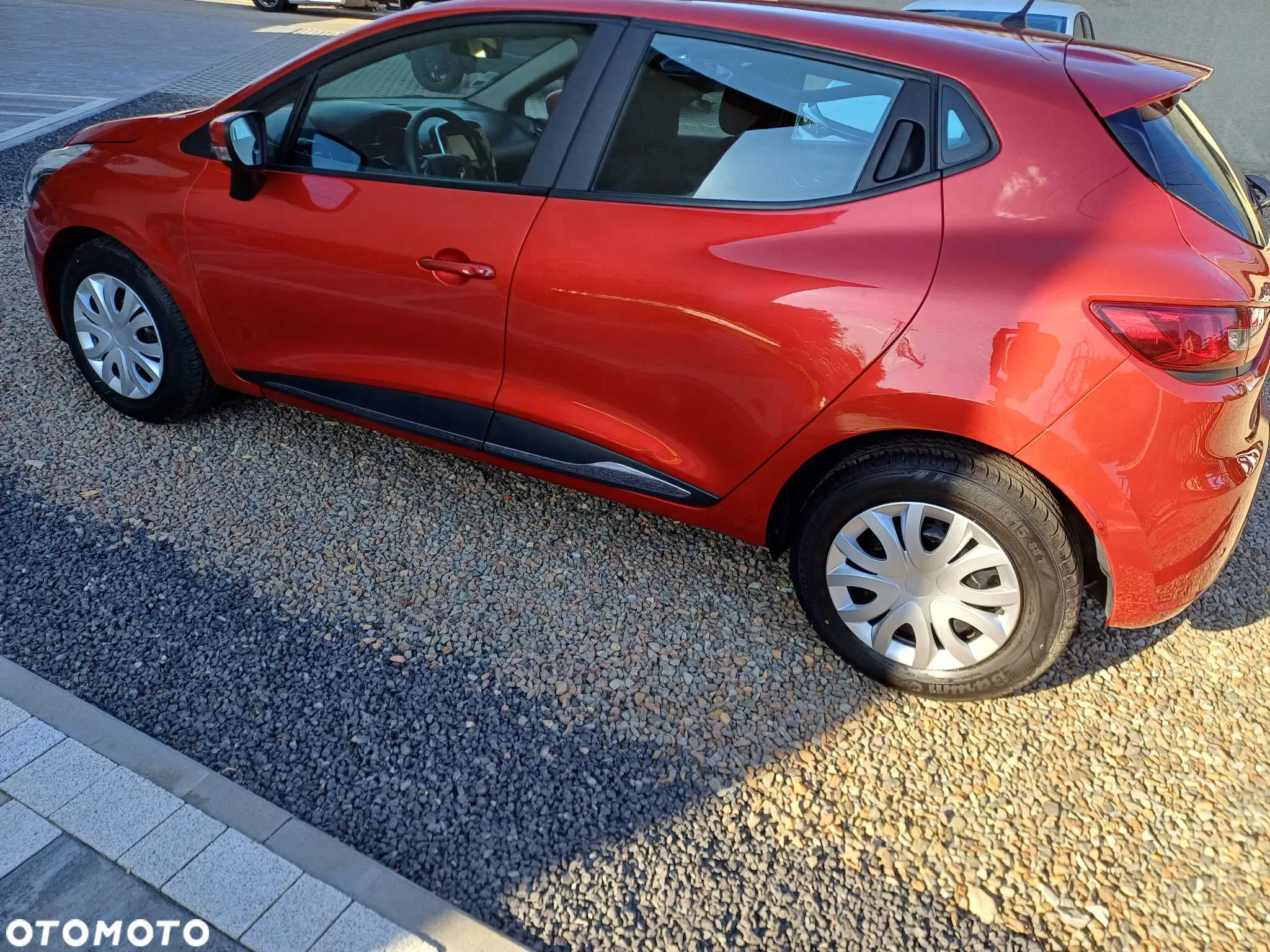 Renault Clio TCe 90 BUSINESS EDITION - 8