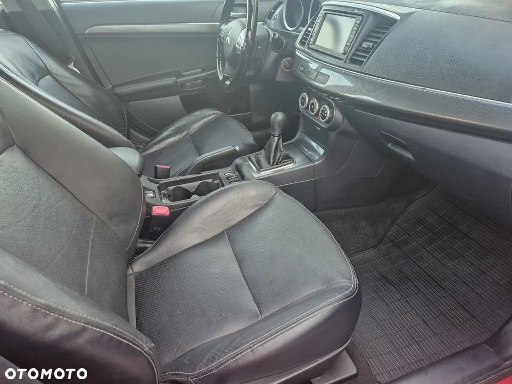 Mitsubishi Lancer - 6