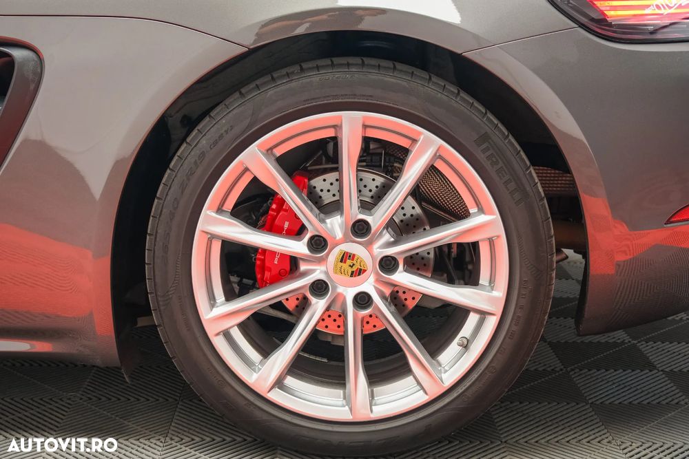 Porsche Boxster 718 S PDK - 32
