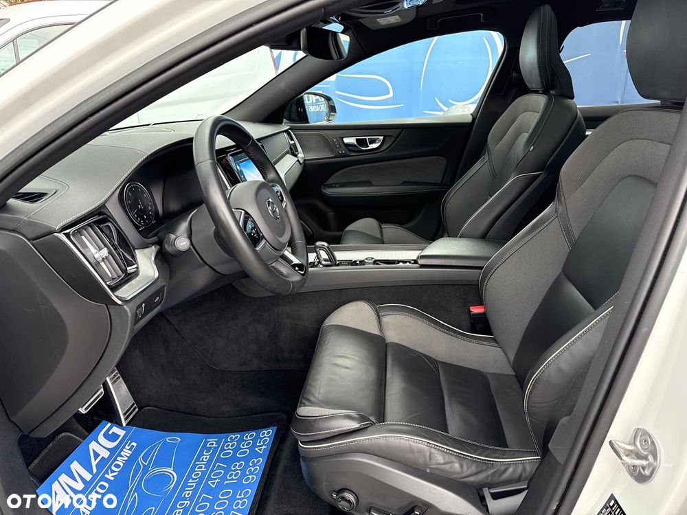 Volvo V60 B3 B Essential - 16