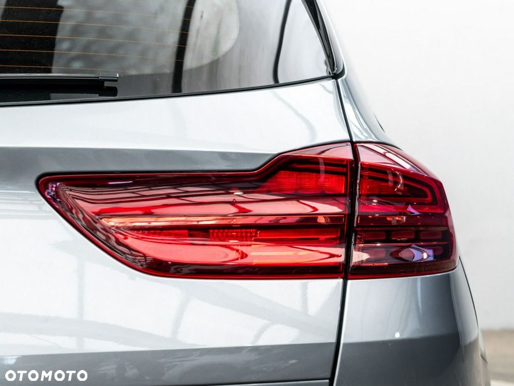 Kia Ceed 1.5 T-GDI M - 10