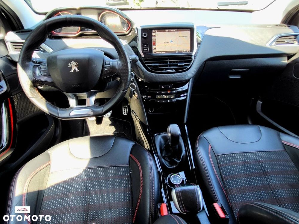 Peugeot 2008 - 9
