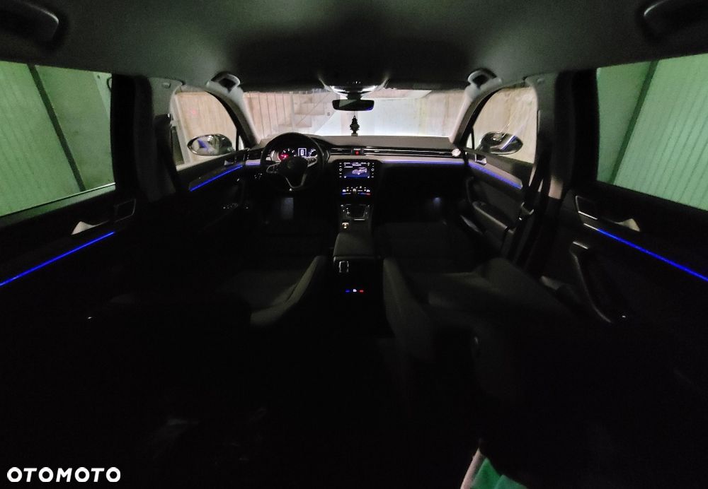 Volkswagen Passat Variant 2.0 TDI SCR DSG Business - 15