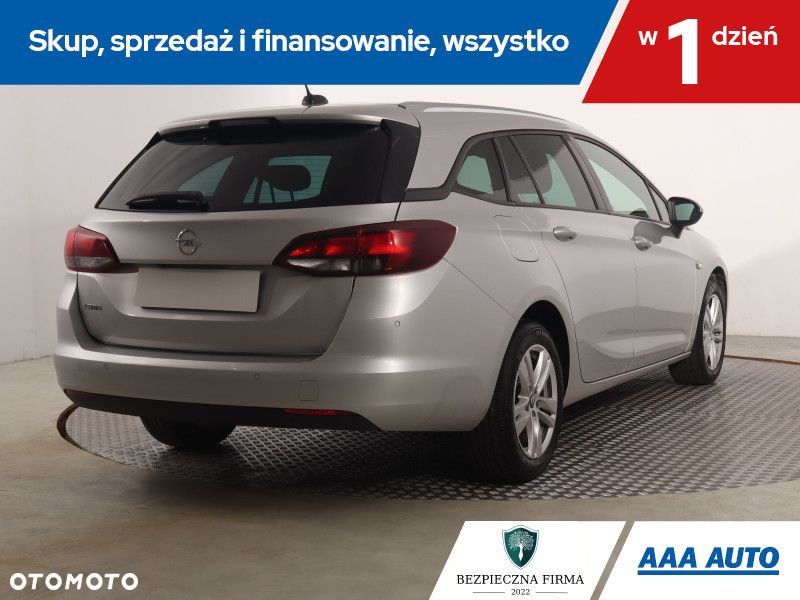 Opel Astra - 7