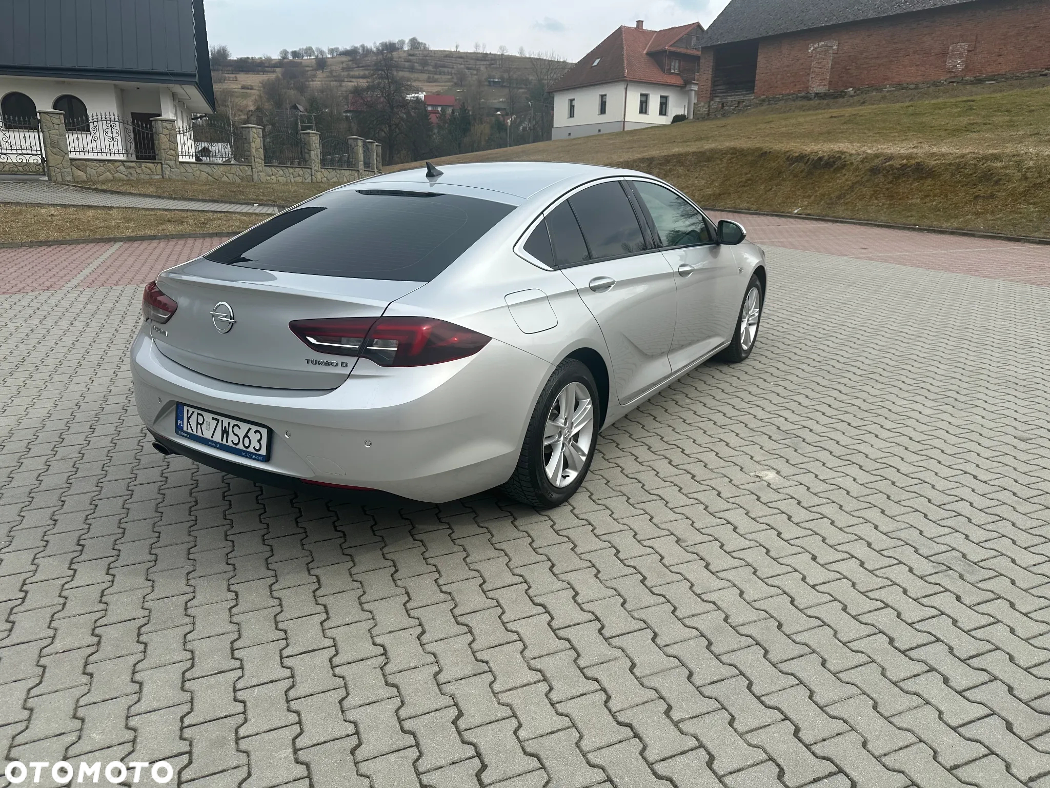 Opel Insignia 2.0 CDTI Edition - 2