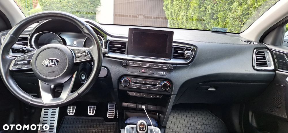 Kia Ceed 1.4 T-GDI L Business Line - 6
