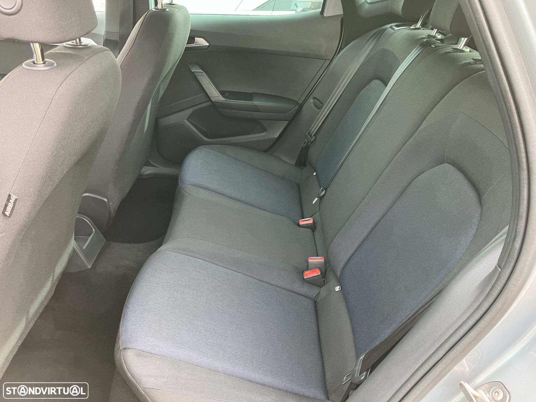 SEAT Arona 1.0 TSI FR - 6