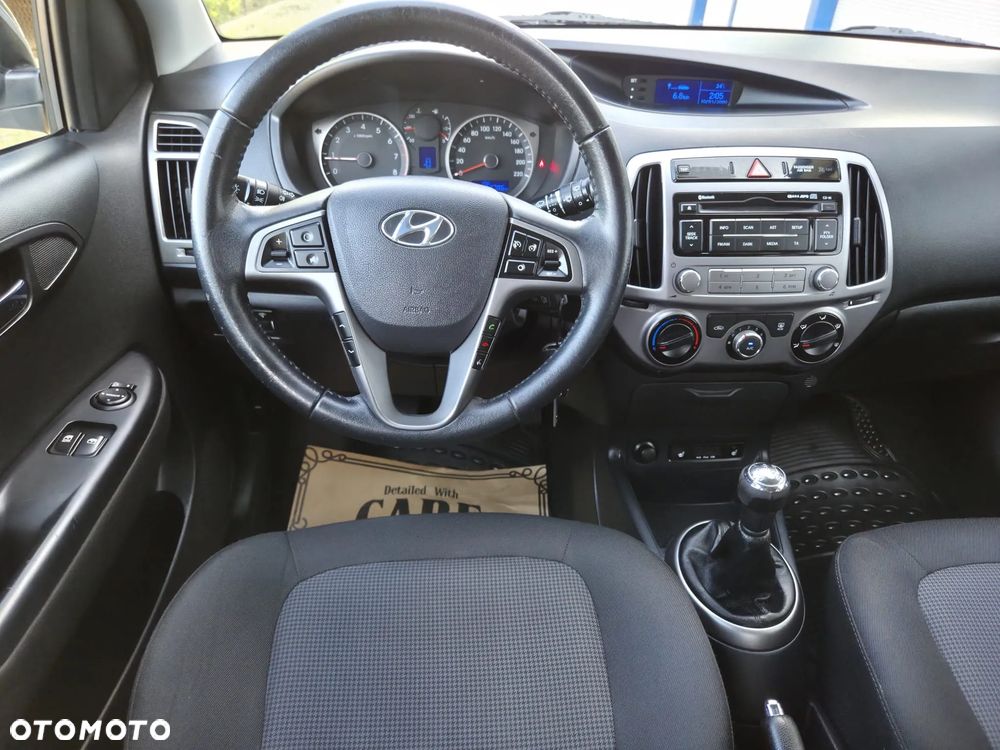 Hyundai i20 1.2 Fifa World Cup Edition - 15