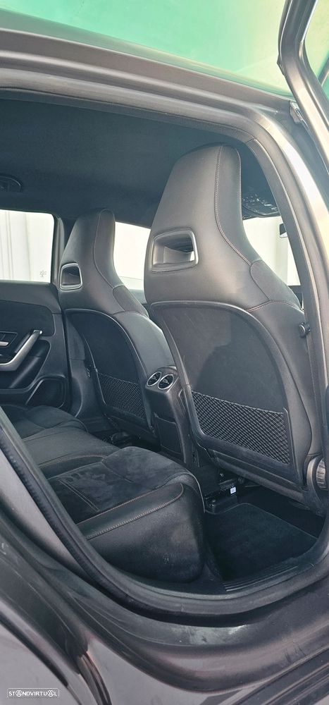 Mercedes-Benz A 180 d 8G-DCT AMG Line Advanced Plus - 12