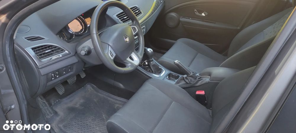 Renault Megane - 8