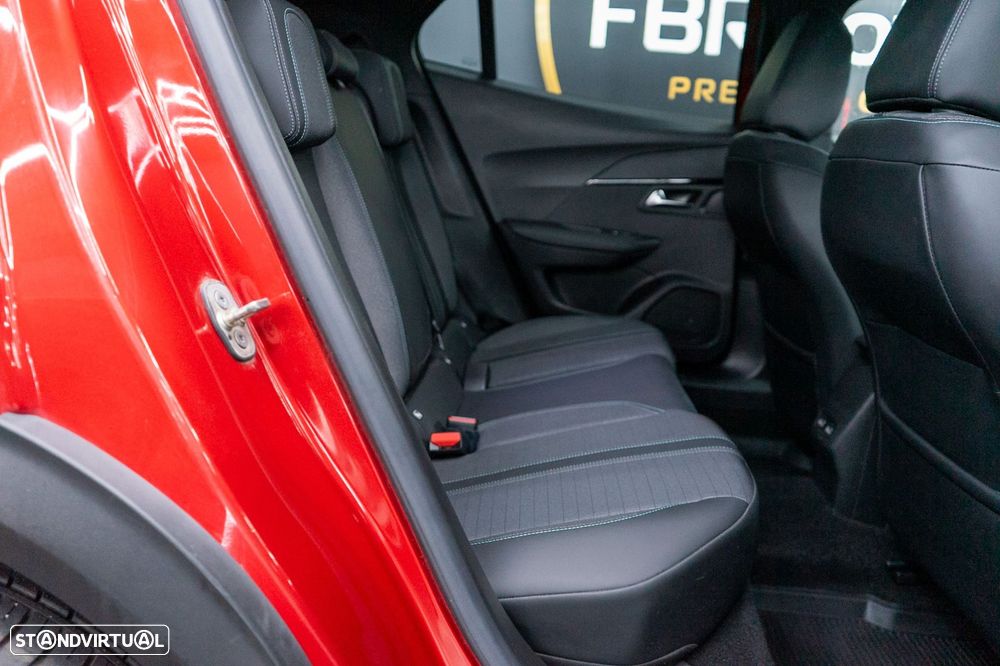 Peugeot 2008 BlueHDi 130 EAT8 Allure Pack - 47