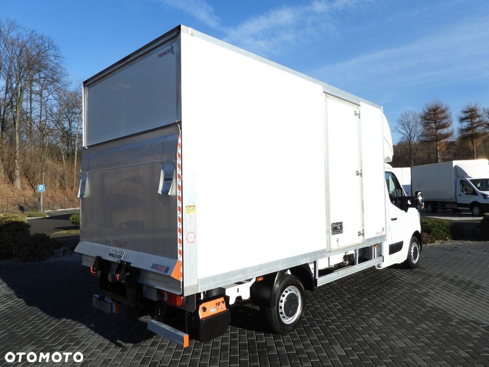 Renault MASTER KONTENER WINDA 8 PALET TEMPOMAT LEDY KLIMATYZACJA  145KM - 4