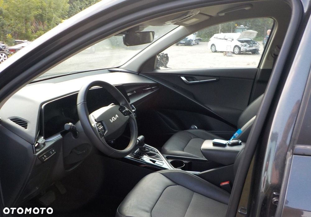 Kia Niro - 31