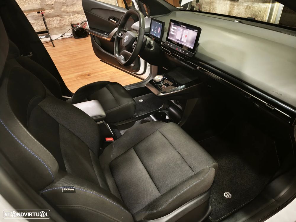 MG MG4 51 kWh Standard - 17