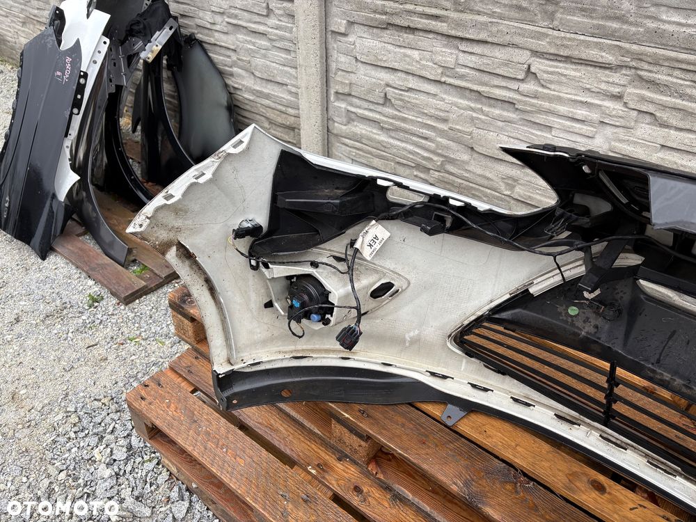 Ford C-max 10-15,zderzak przedni - 4