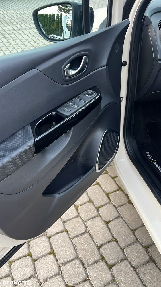 Renault Captur - 19