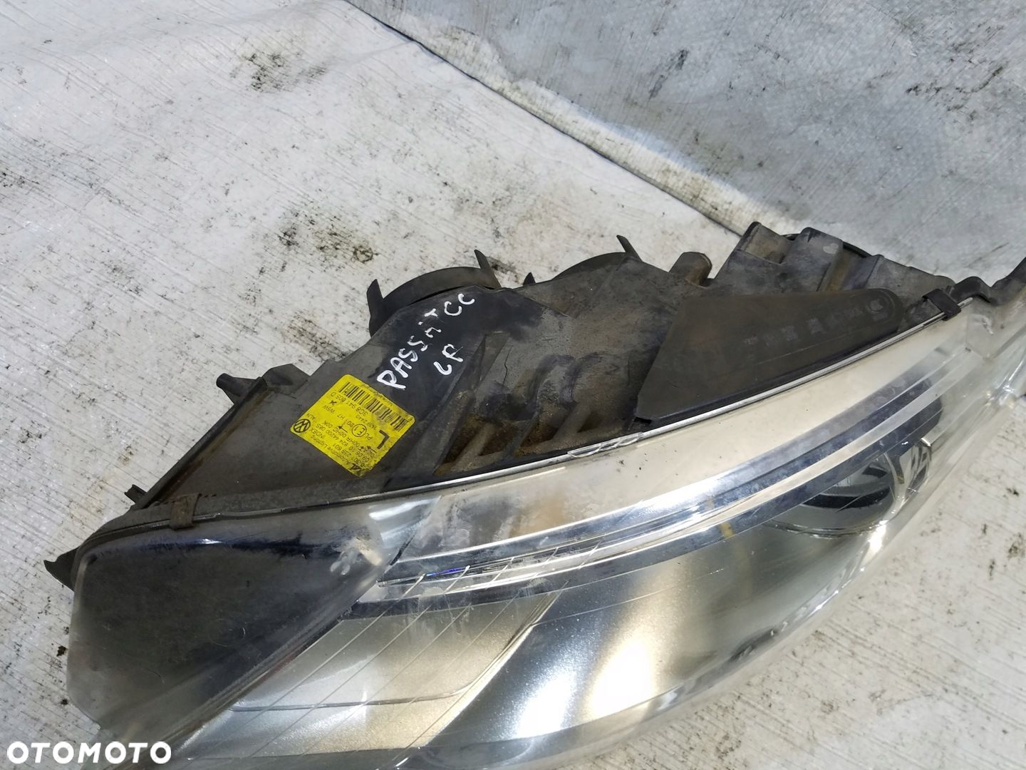 LAMPA PRZÓD LEWA VW PASSAT CC - 3