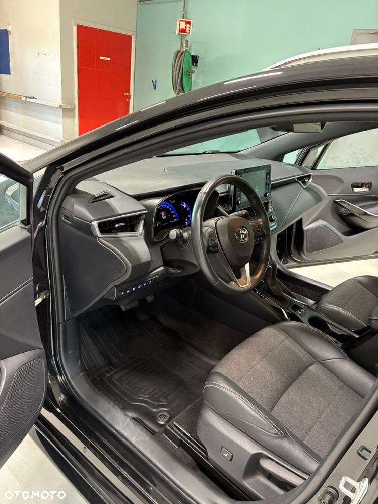 Toyota Corolla 1.8 Business Edition - 14