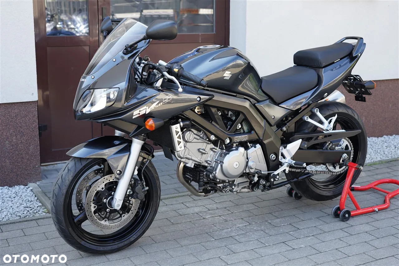 Suzuki SV - 21