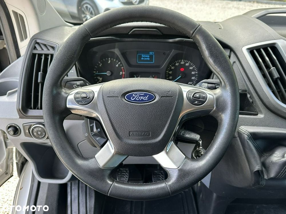 Ford Transit - 17