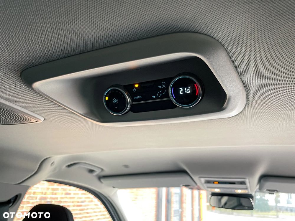 Ford Tourneo Custom 2.0 EcoBlue 320 AWD L2 Titanium - 25