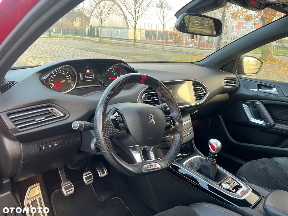 Peugeot 308 1.6 e-THP S&S GTi by Sport - 17