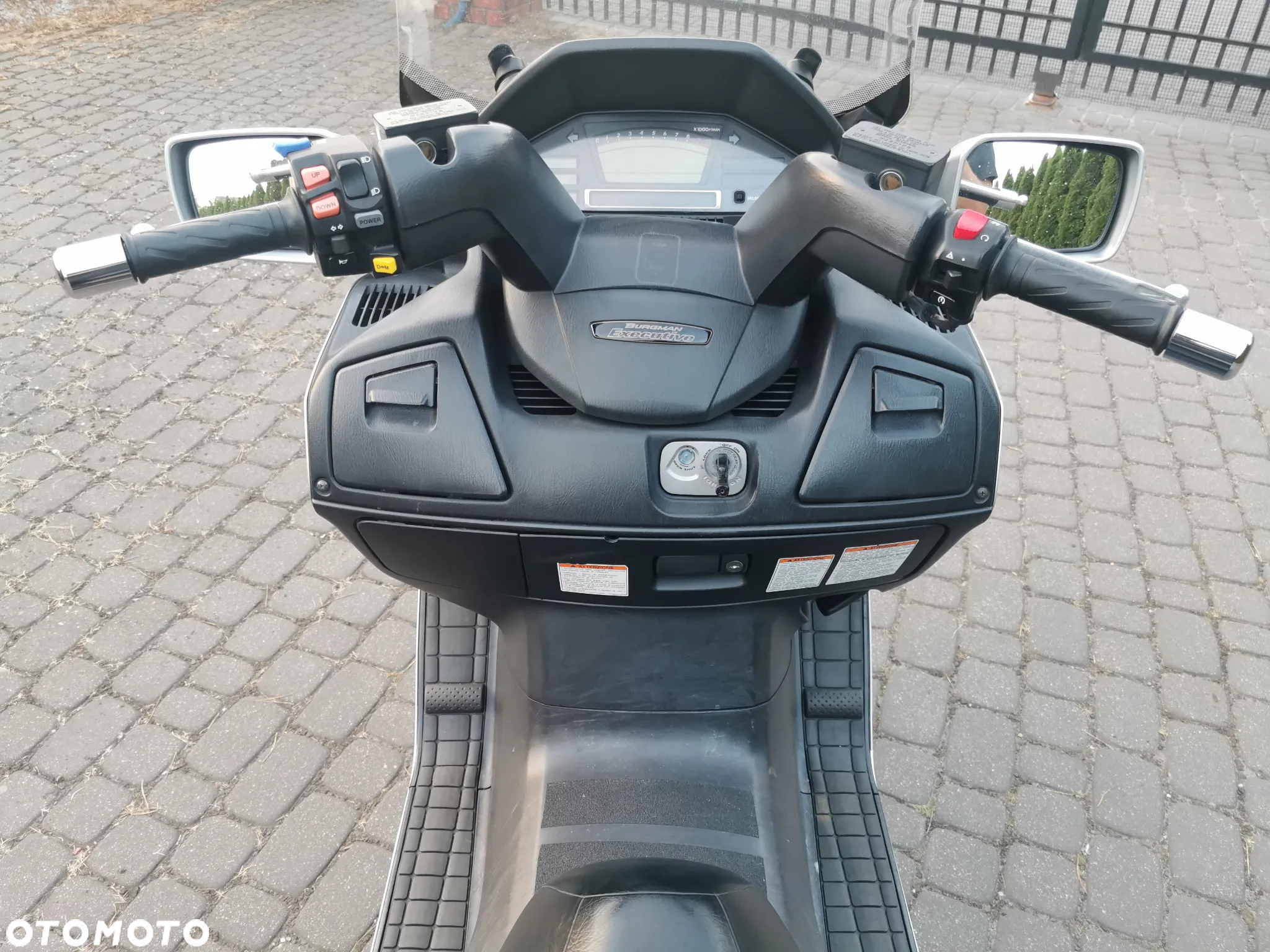 Suzuki Burgman - 5