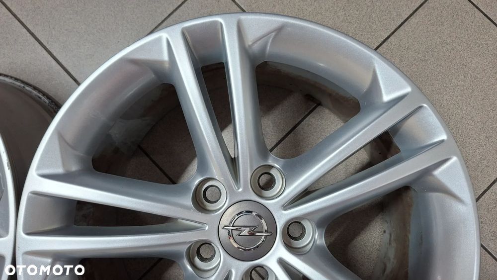 Felgi Aluminiowe 18 Opel Insignia A 5x120 ET 42 - 10