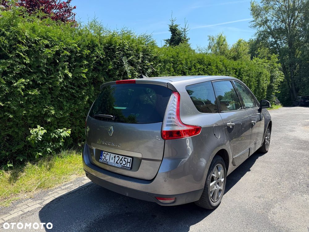 Renault Grand Scenic - 5