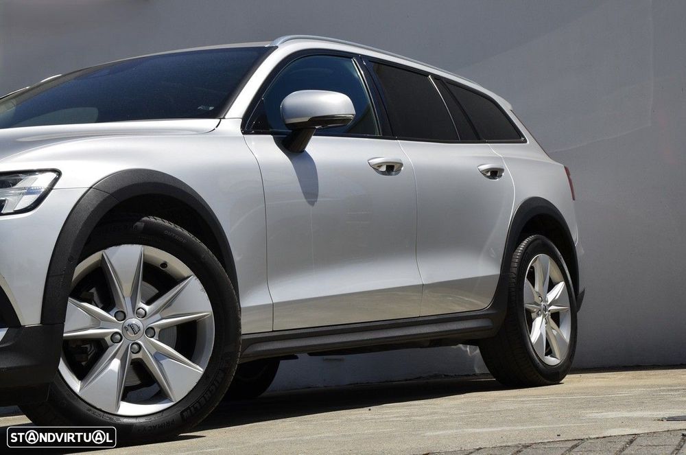 Volvo V60 Cross Country 2.0 D4 Geartronic - 40