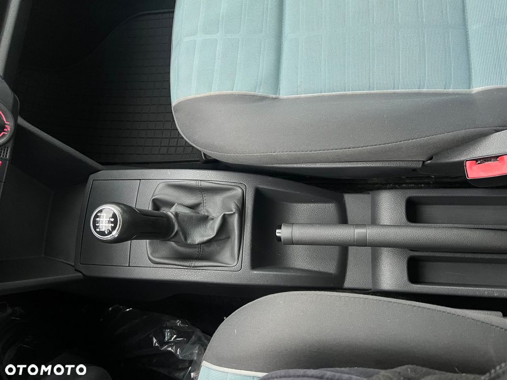 Volkswagen Polo 1.4 TDI DPF BlueMotion - 24