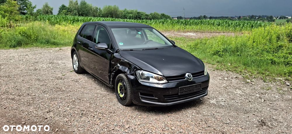 Volkswagen Golf 2.0 TDI BlueMotion Technology Lounge - 2