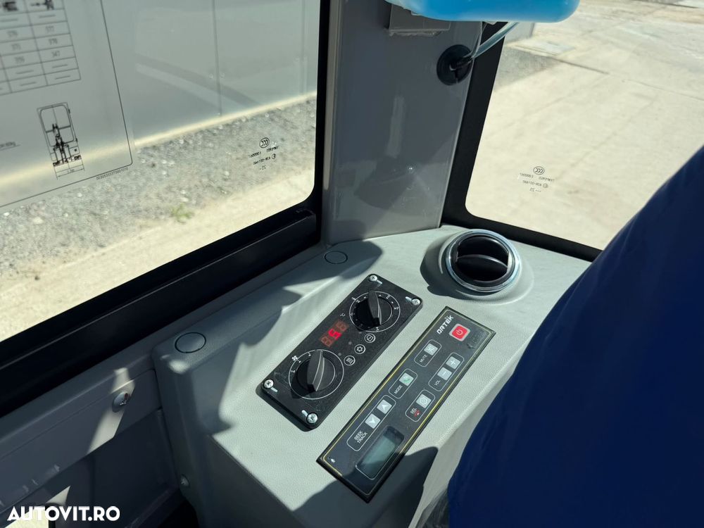 Zoomlion ZE20GU Miniexcavator - 5