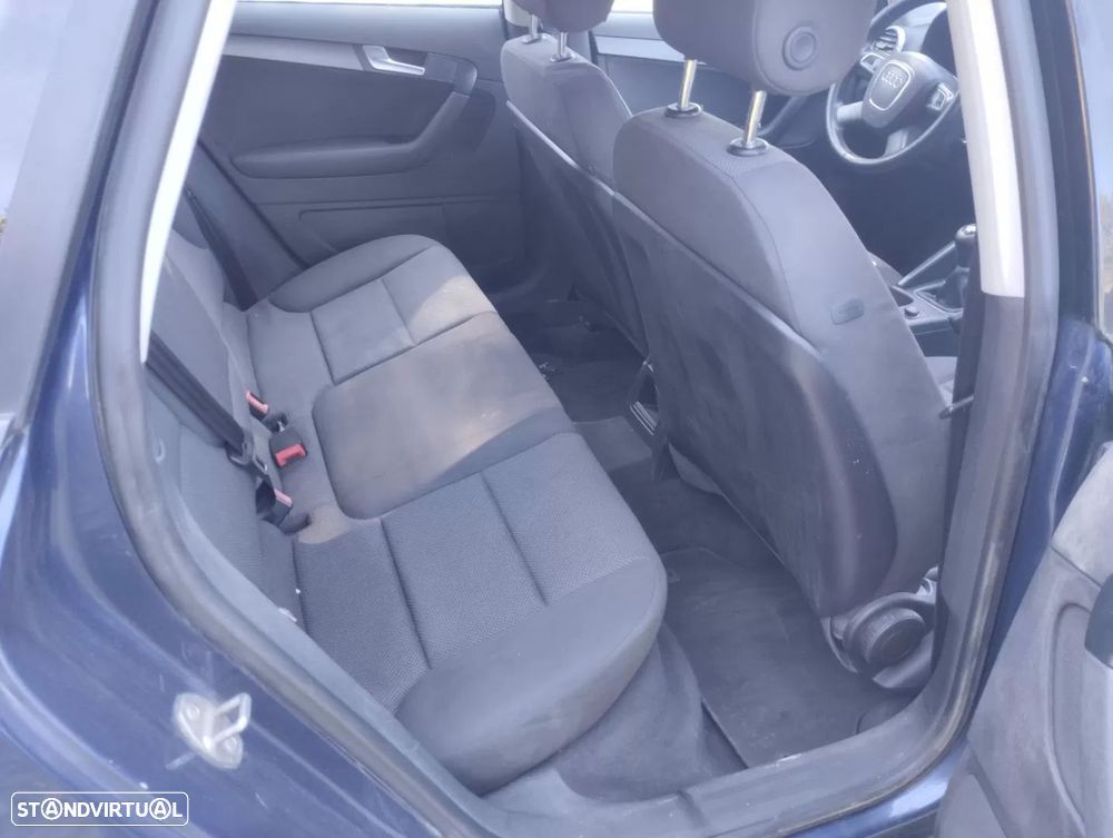 Audi A3 Sportback 1.6 TDI Attraction - 10