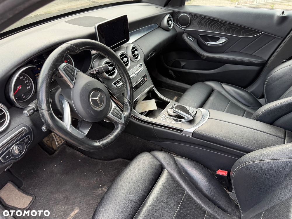 Mercedes-Benz Klasa C 180 (BlueTEC) d 7G-TRONIC AMG Line - 3