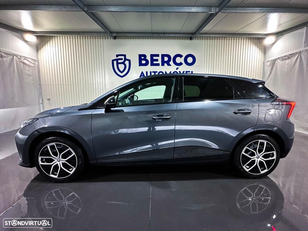 MG MG4 77 kWh Extended Range Luxury - 13