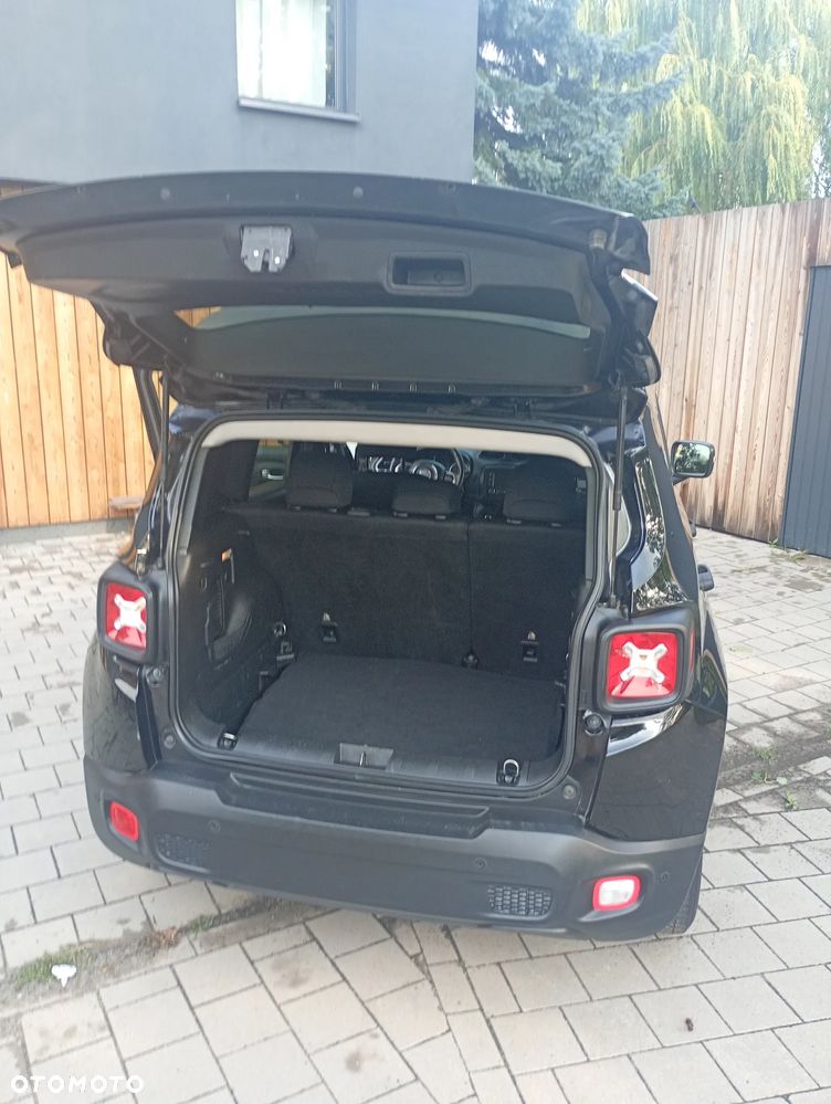 Jeep Renegade 1.6 E-TorQ Sport FWD - 21